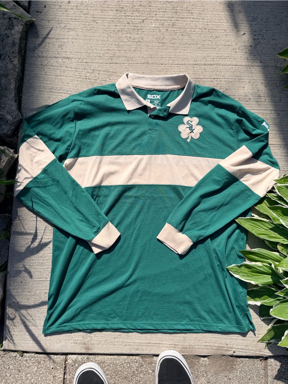 Chicago White SOX Green Polo with Cream Collar and Clover Appliqué XL